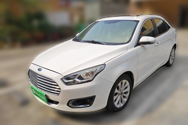 Used Ford Escort 2015 1.5L Automatic Fashion Model