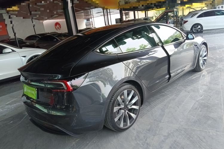 Used Tesla Model 3 2023 Long-Range All-Wheel-Drive Version
