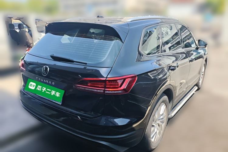 Used Volkswagen Touareg  Rear Right 45 Deg