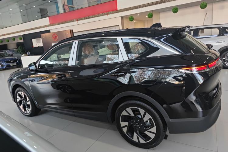 Used Bestune Yueyi 07 2025 210km Joyful Edition