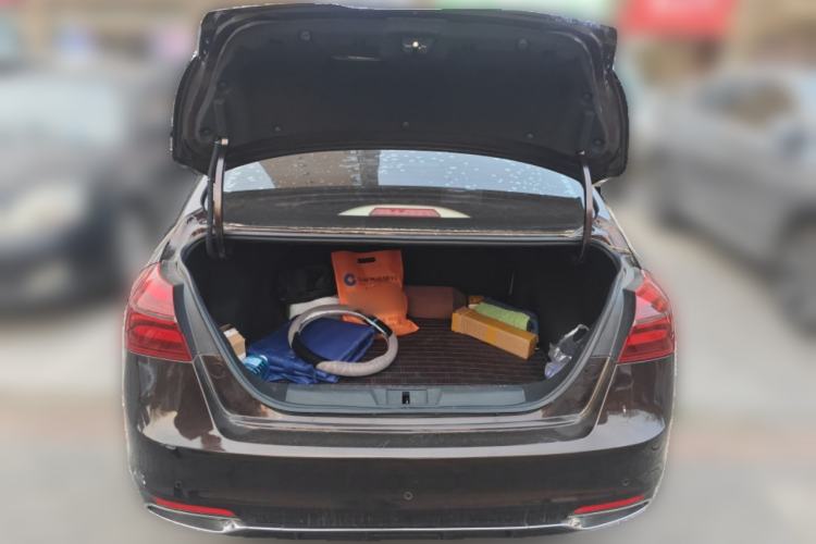 Used Geely Auto Emgrand 2018 1.5L CVT Luxury Model Trunk