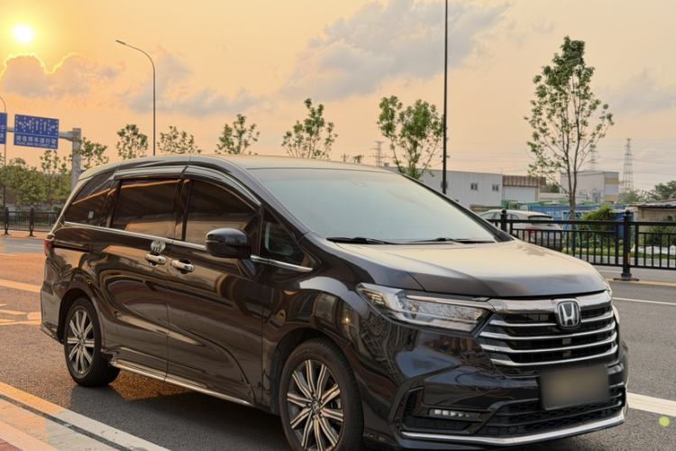 Used Honda Odyssey 2022 2.0L eHEV Sharp Enjoyment Edition Exterior 5