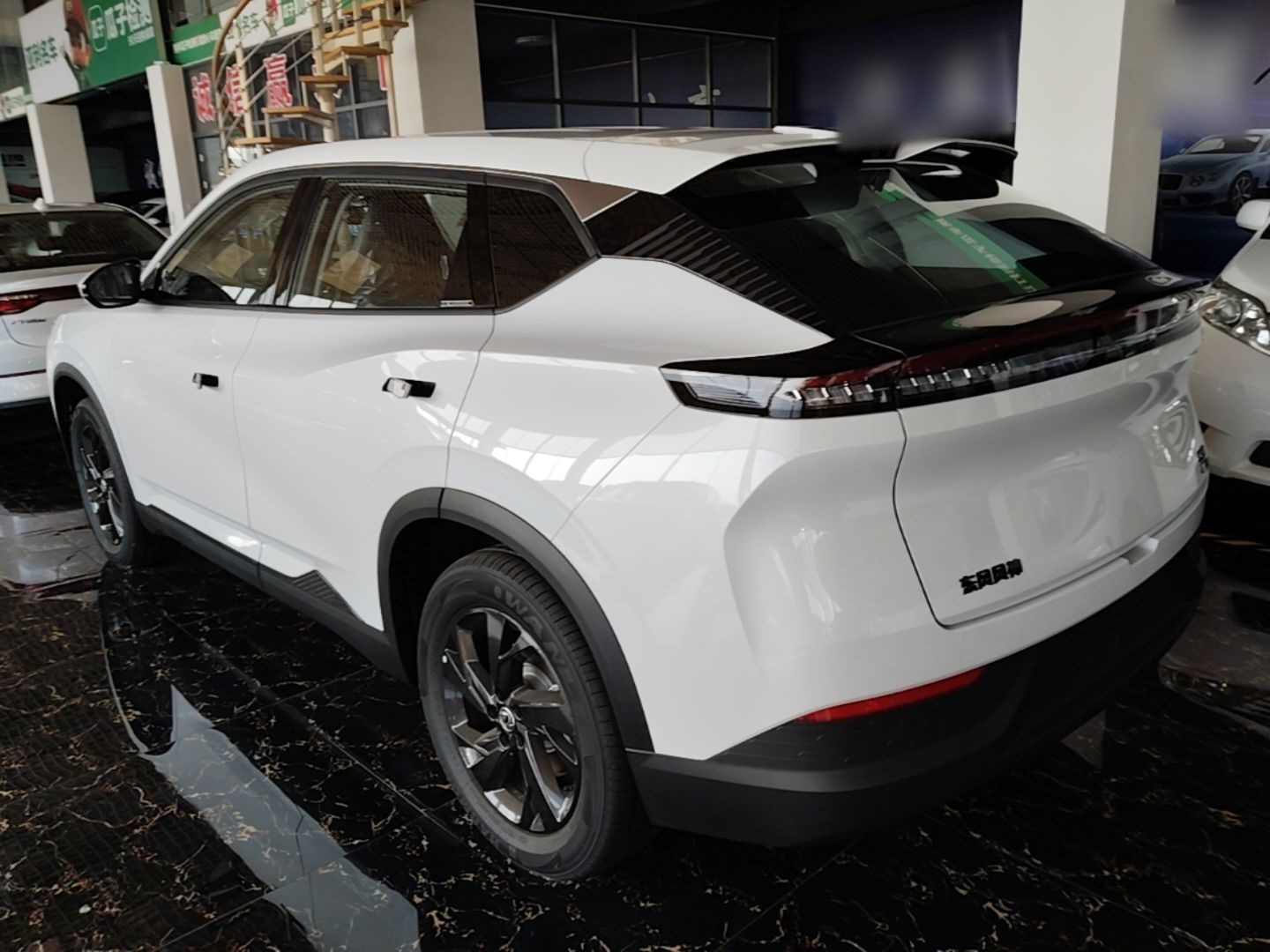 Dongfeng Aeolus SKY EV01 2025 530 km AIR Elite Edition — снимка 4