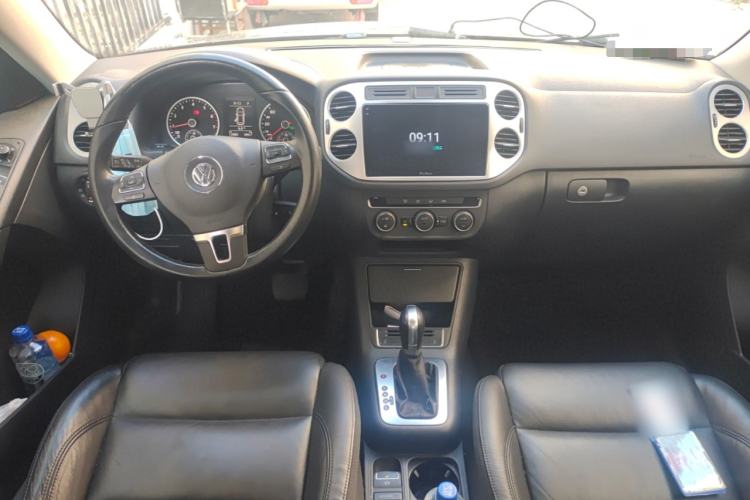 Used Volkswagen Tiguan 2015 1.8TSI Automatic Two-Wheel Drive Comfort Edition Center Console