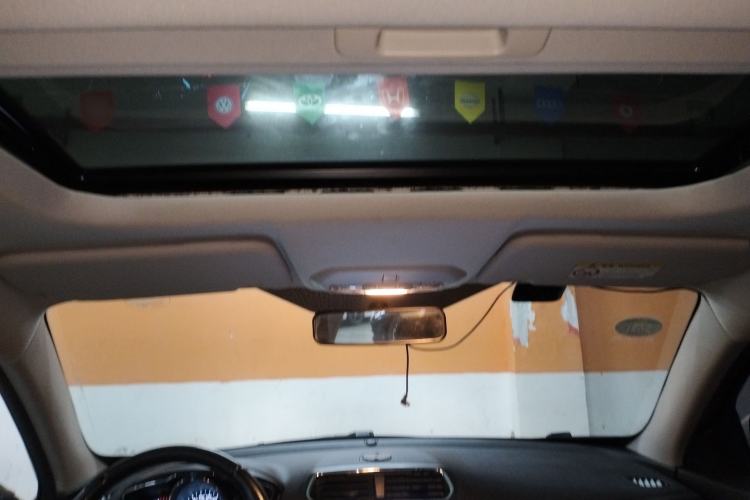 Used Ford Escort 2019 Revised Version 1.5L Automatic Enjoyment Type China VI Standard Headliner