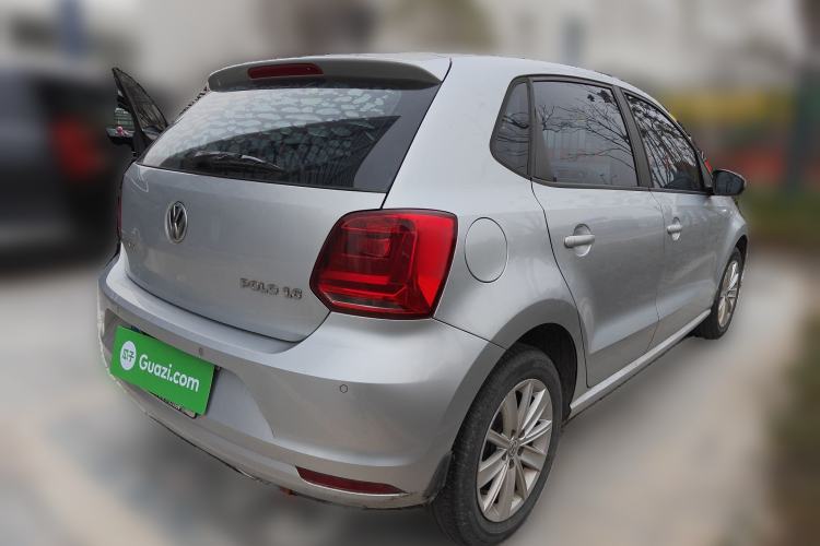 Used Volkswagen Polo 2014 1.6L Automatic Comfort Edition Rear Right 45 Deg