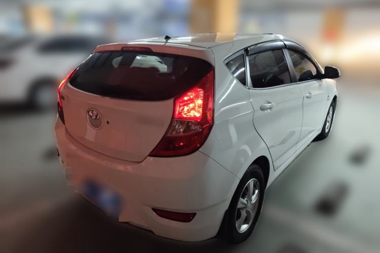 Used Hyundai Verna Ray 2014 1.4L Automatic GLX Rear Right 45 Deg