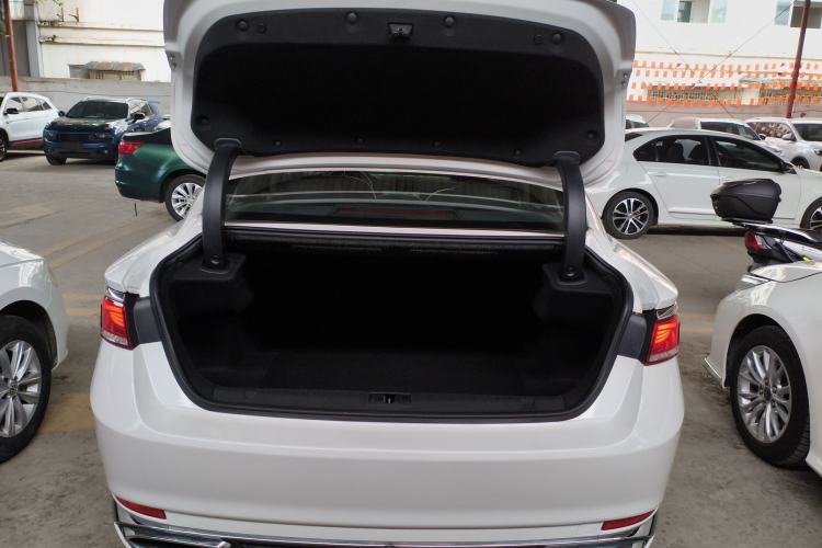 Used Geely Auto Emgrand GT 2021 1.8T Flagship Edition Trunk