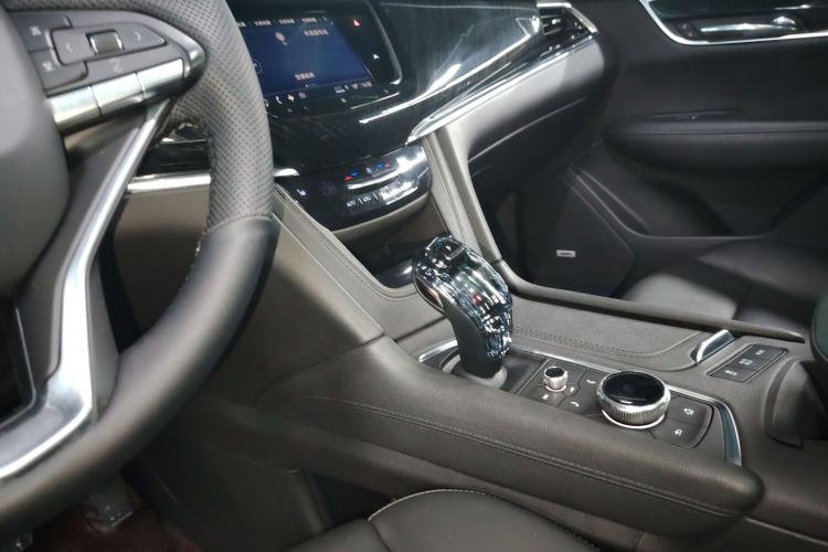 Used Cadillac XT6 2021 28T Six-Seater Luxury Version