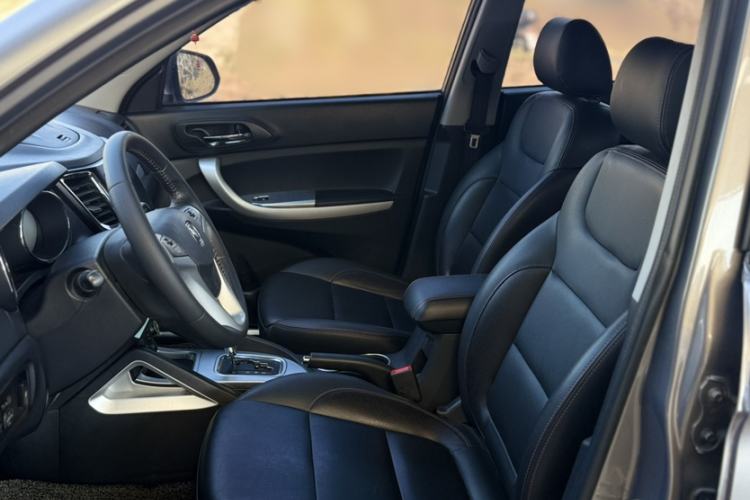 Used Changan CS35 2016 1.6L Automatic Luxury Model China V Standard