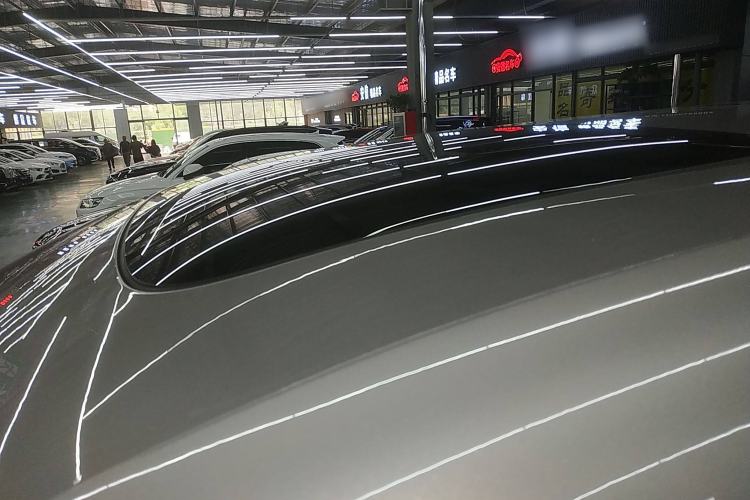 Used Volvo EM90 2025 Ultra Six-Seater