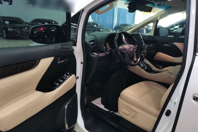 Used Toyota Alphard 2020 Dual-Engine 2.5L Prestige Edition