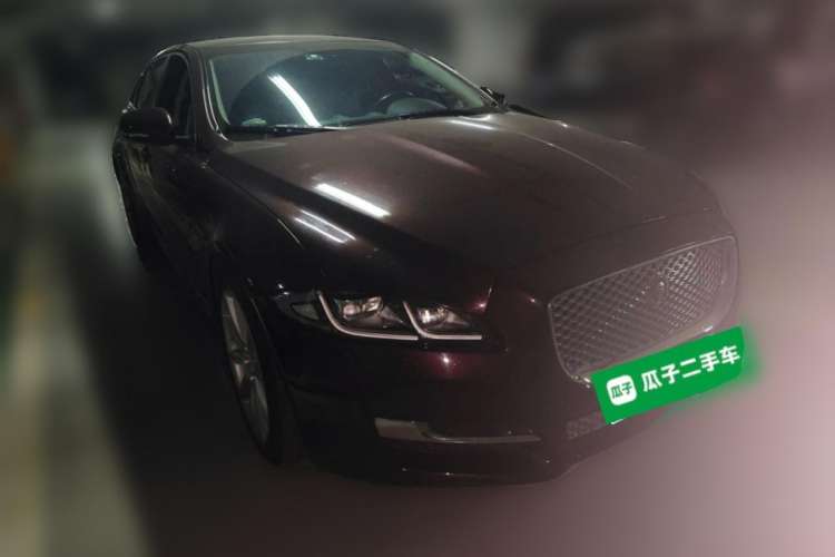 Used Jaguar XJ 2016 XJL 3.0 SC Four-Wheel Drive Panoramic Business Edition
