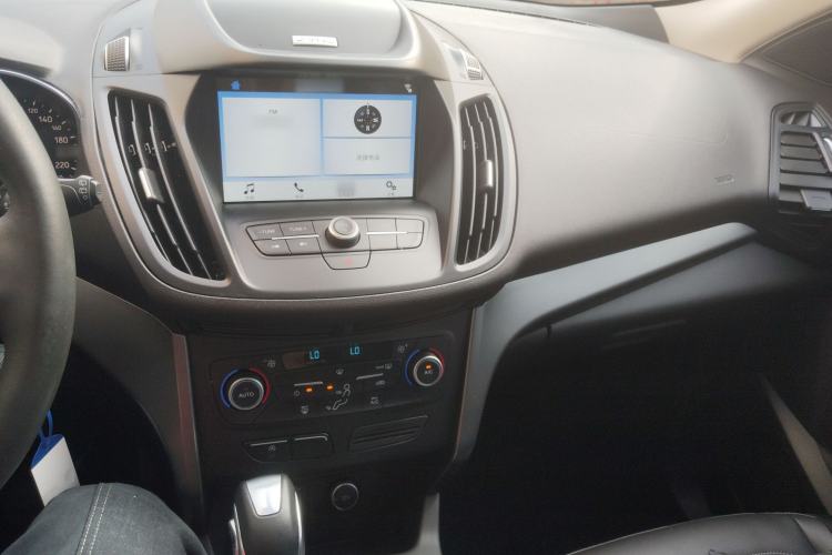 Used Ford Kuga 2019 EcoBoost 180 Two-Wheel-Drive Platinum Edition China VI Standard
