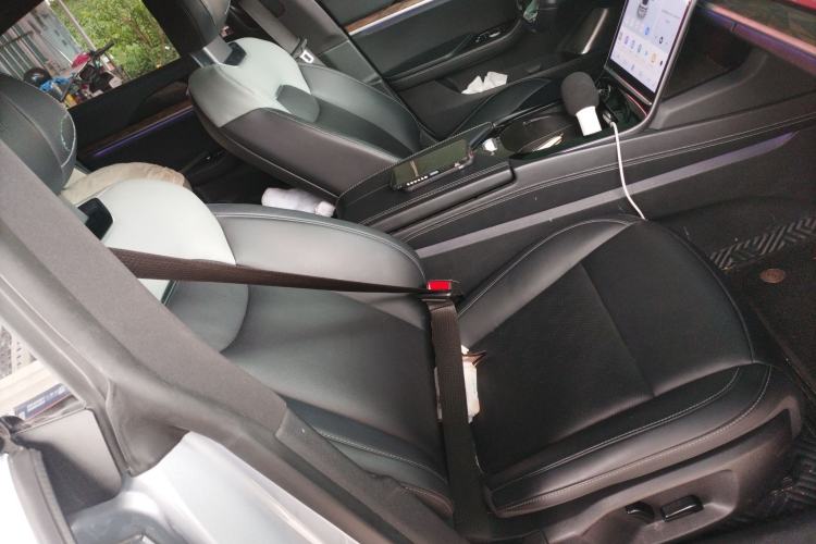 Used NETA S 2022 Extended-Range Version 1160 km Range Rear-Wheel-Drive Compact Edition
