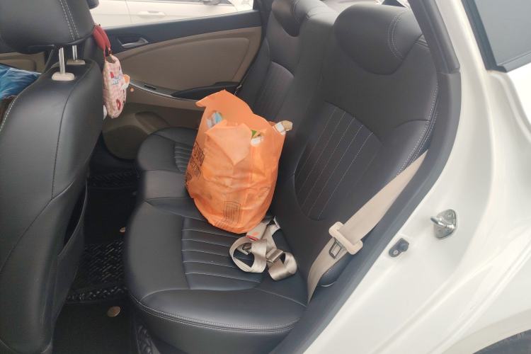 Used Hyundai Verna (older generation) 2016 1.4L Automatic Leading-Edge GLX
