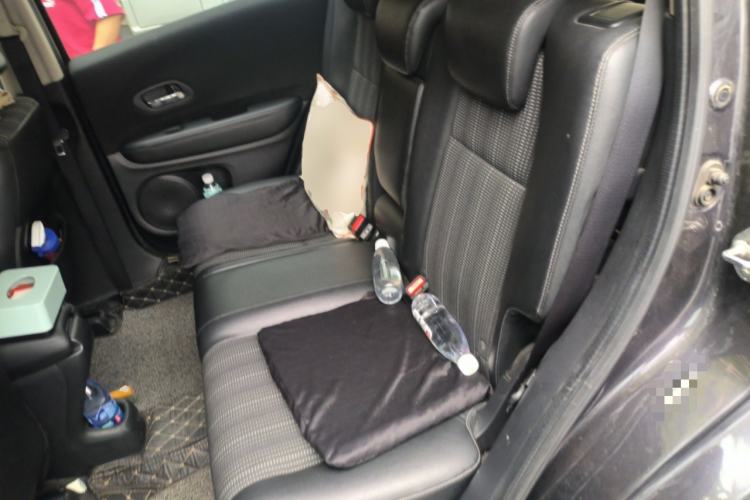 Used Honda Vezel 2016 1.8L CVT Front-Wheel Drive Pioneer Edition Left Rear Seat