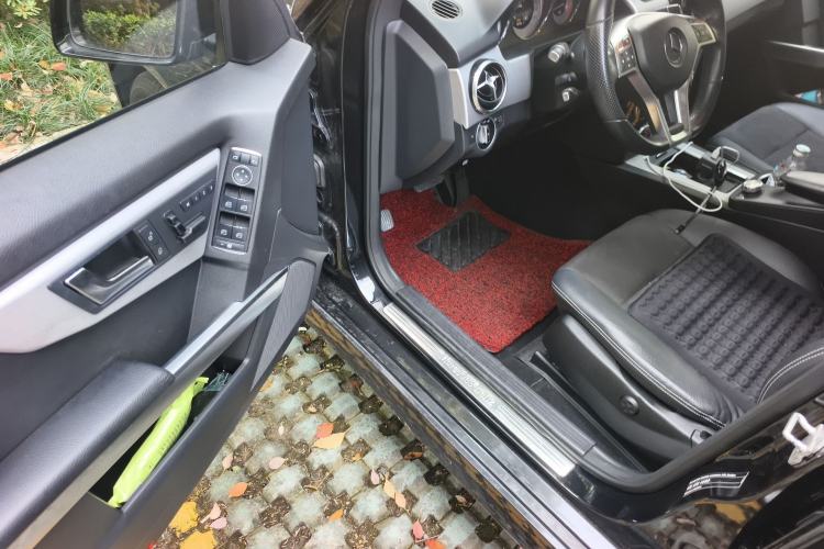 Used Mercedes-Benz GLK-Class 2015 GLK 260 4MATIC Dynamic Edition Ultimate Version
