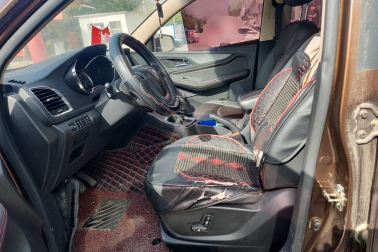 Used Baojun 560 2016 1.5T Manual Luxury Model
