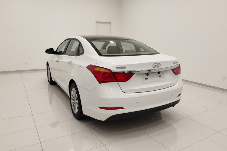 Used Hyundai Mistra 2014 1.8L Automatic Smart GLS Exterior 2