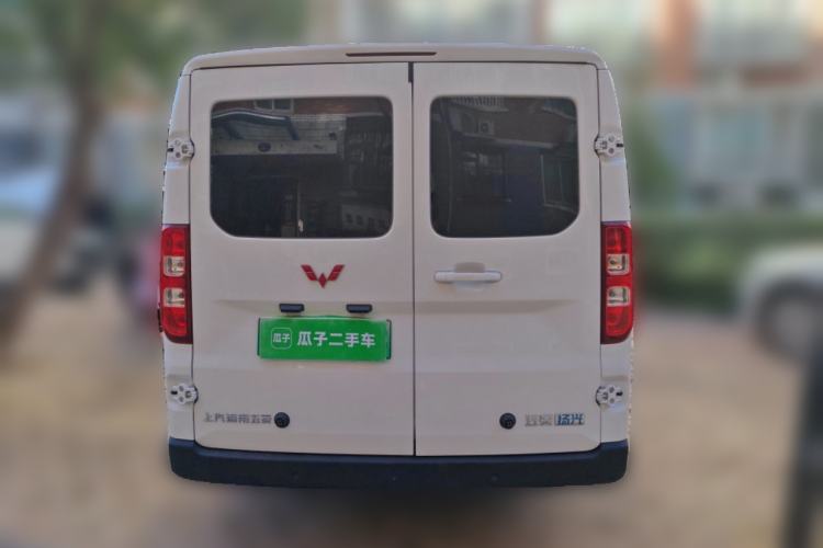Used Wuling Yangguang 2025 Model 400km Bus Edition—Comfort Edition