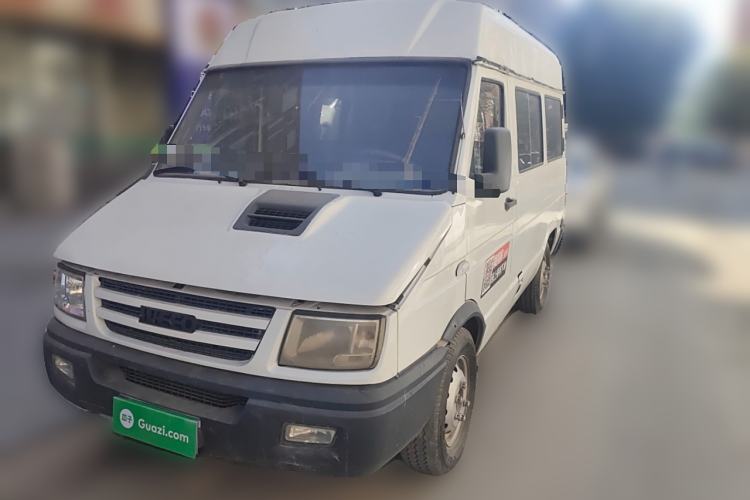 Used Iveco Daily 2014 2.5T-A35 NJ6484ACM47Z4