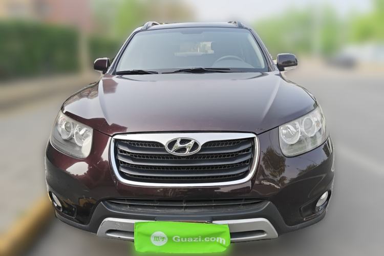 Used Hyundai Santa Fe Classic 2011 2.4 Comfort Edition 7-Seater Two-Wheel Drive