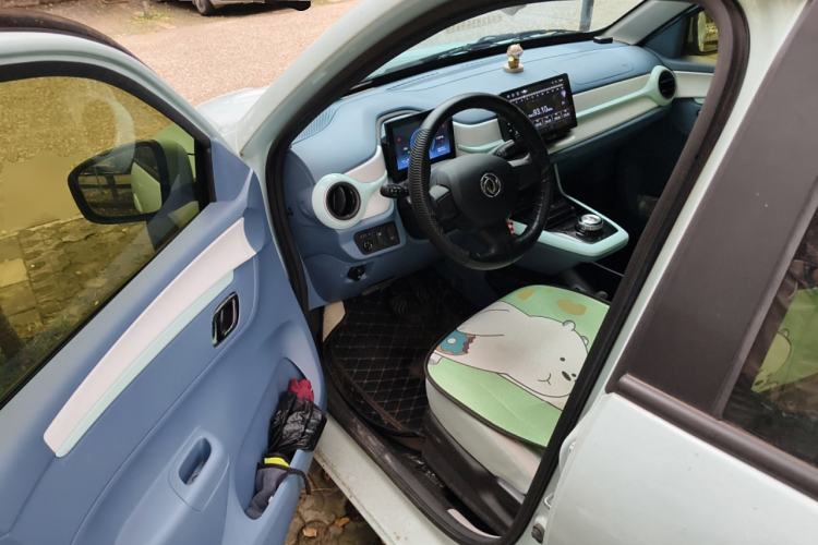 Used Dongfeng NAMMI BOX 2022 Chasing Wind Edition 331 km Standard Model Driver Seat