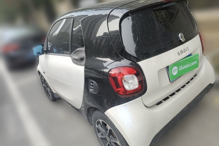 Used smart fortwo 2015 1.0L 52 kW Hardtop Passion Edition
