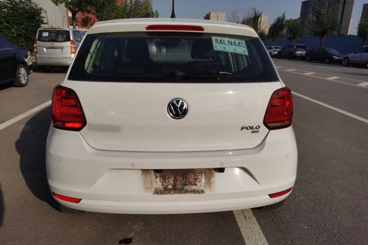 Used Volkswagen Polo 2016 1.6L Automatic Comfort Model
