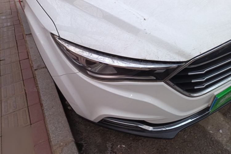 Used Bestune X40 2019 1.6L Automatic Luxury Edition China VI Right Front Headlight