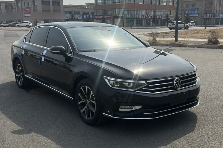 Used Volkswagen Magotan 2020 330TSI DSG Leading Model Exterior 3