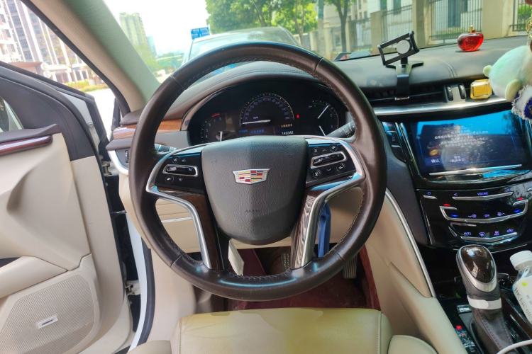 Used Cadillac XTS 2016 28T Elite Edition Steering Wheel