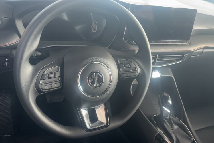 Used MG 5 2026 Model 180DVVT Global Luxury Edition Steering Wheel