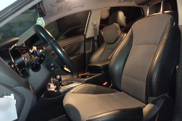 Used Kia K5 2014 2.0L Hybrid Luxury Edition
