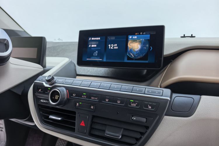 Used BMW i3 2019 Fast Charging Edition
