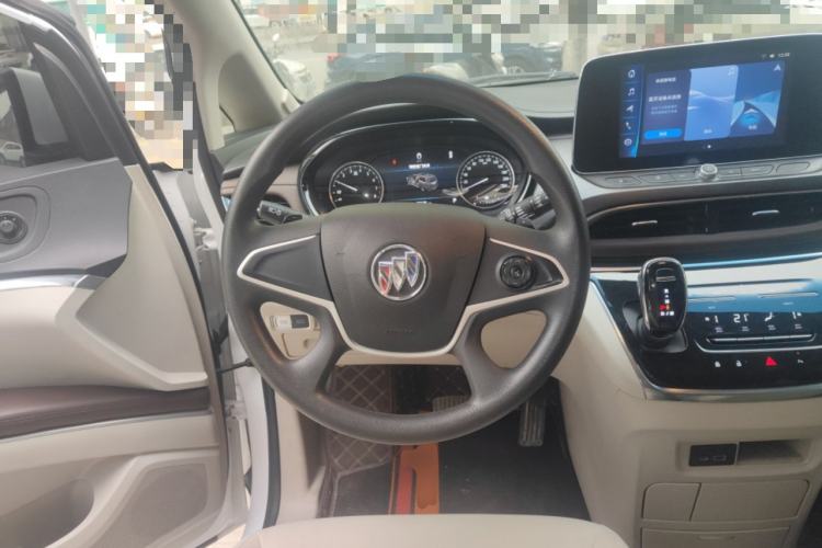 Used Buick GL8 2023 Land Executive Class Comfort Model