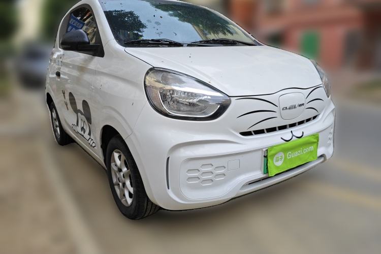 Used Roewe Clever 2022 311km QiQi BoBo Edition Front Right 45 Deg