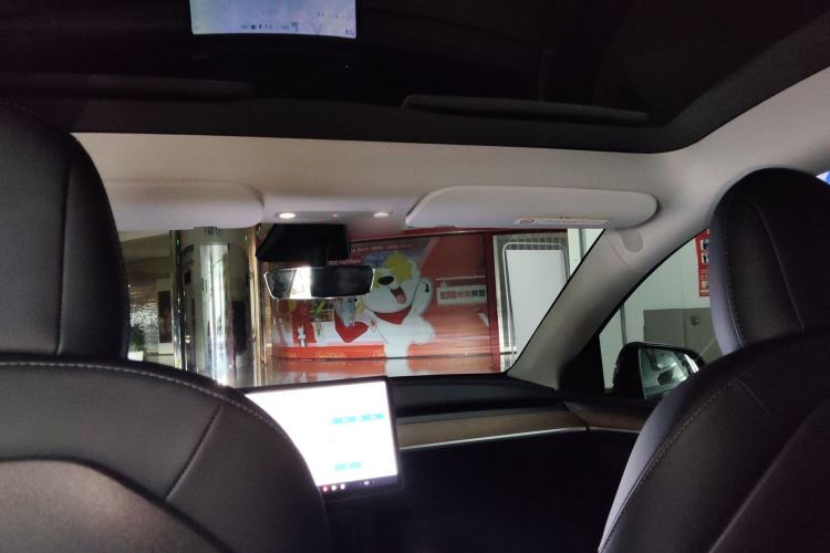 Used Tesla Model Y 2021 Long-Range All-Wheel-Drive Version 3D7