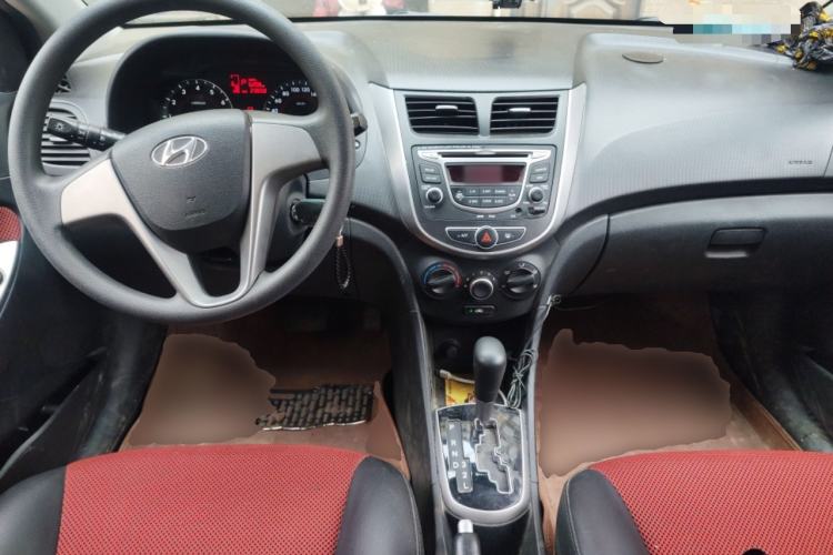 Used Hyundai Verna Ray 2014 1.4L Automatic GLX