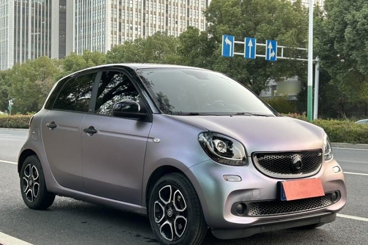 Used smart forfour 2016 0.9T 66 kW Pioneer Edition
