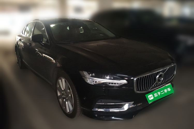 Used Volvo S90 New Energy 2019 T8 E-Drive Hybrid Intelligent Luxury Version China V Standard Front Right 45 Deg