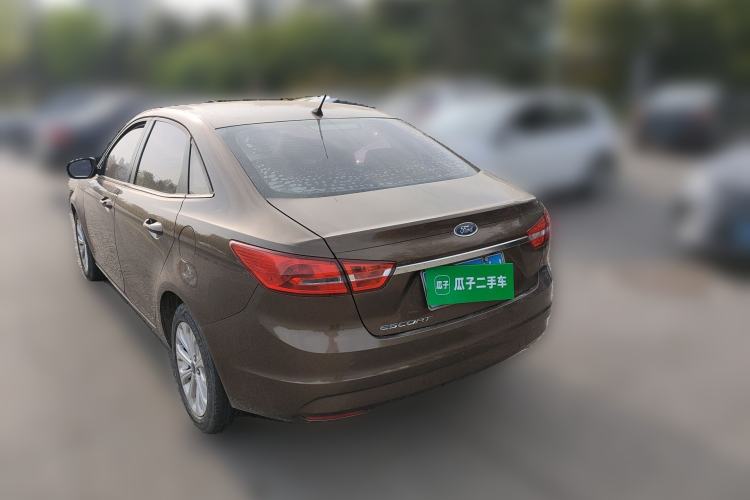 Used Ford Escort 2015 1.5L Automatic Fashion Model Rear Left 45 Deg