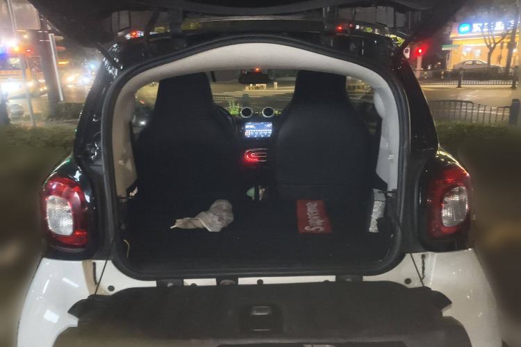 Used smart fortwo 2018 1.0L 52kW Hardtop Dynamic Version China V Trunk