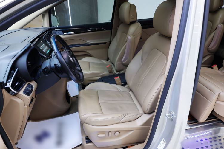 Used Buick GL8 2017 ES 28T Flagship Model China V Standard