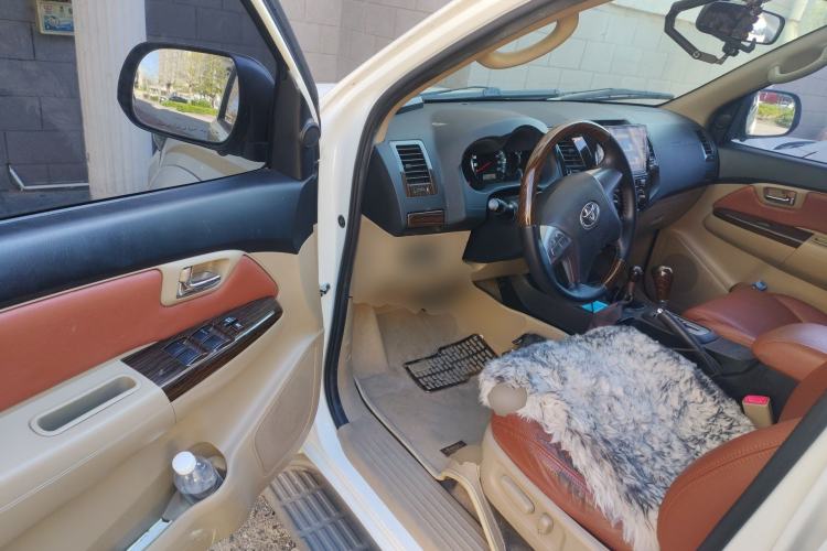 Used Toyota Fortuner  Driver Seat