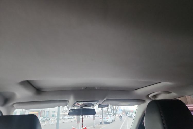 Used CHANGAN CS55 2018 1.5T Manual Colorful Model China V Standard Headliner