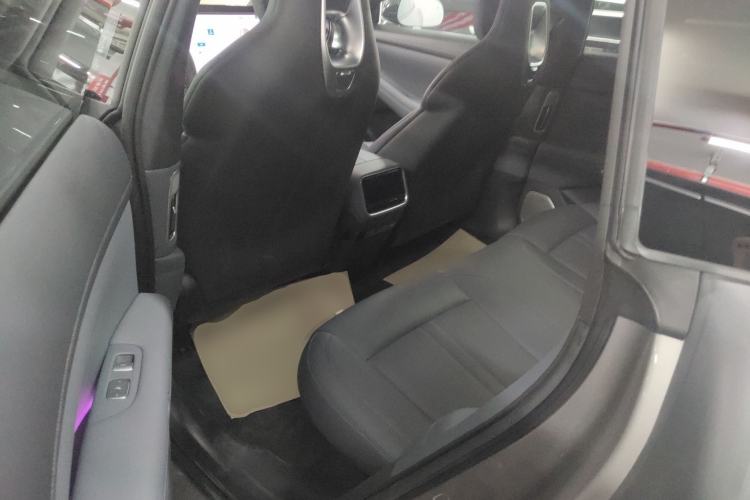 Used Xiaomi Auto YU7 2025 Ultra-Long Range All-Wheel Drive Pro Version
