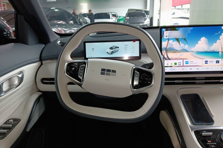 Used Geely Galaxy Galaxy Xingjian 7 EM-i 2025 120km Exploration+ Version
