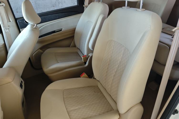 Used Baojun 730 2016 1.5L Manual Value Edition 7 Seats China V Emission Standard